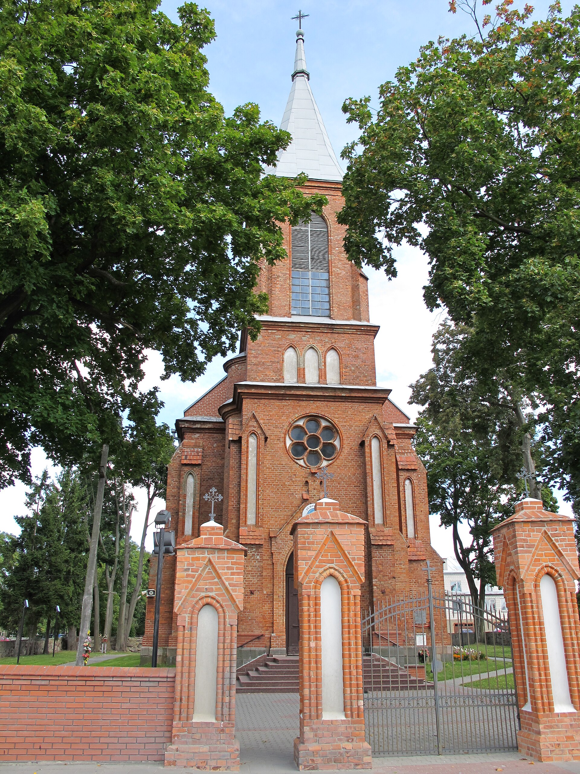 Kościół pw. św. Wojciecha w Uhowie