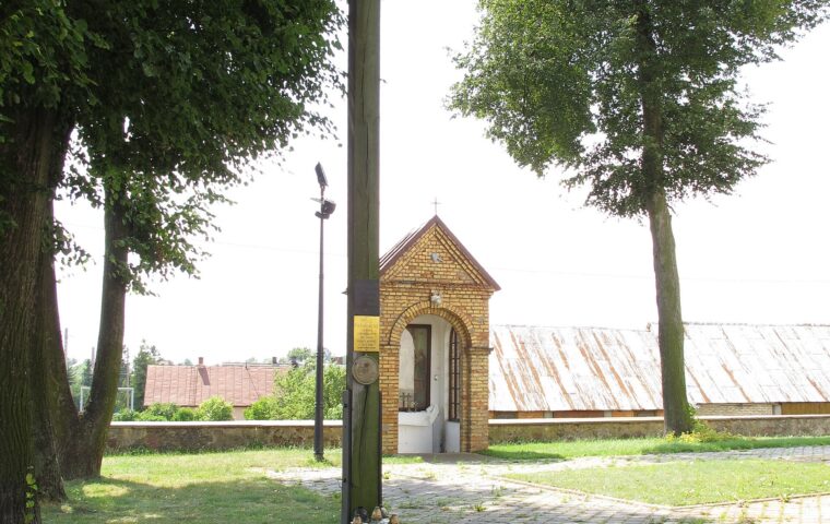 Krzyże i kapliczki przydrożne gminy Krypno