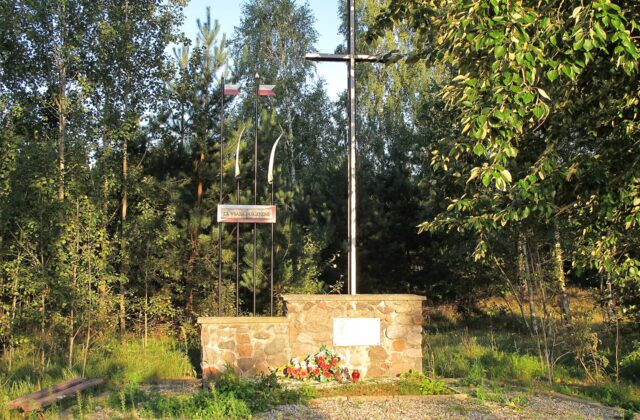 Mogiła powstańców styczniowych pod Strablą