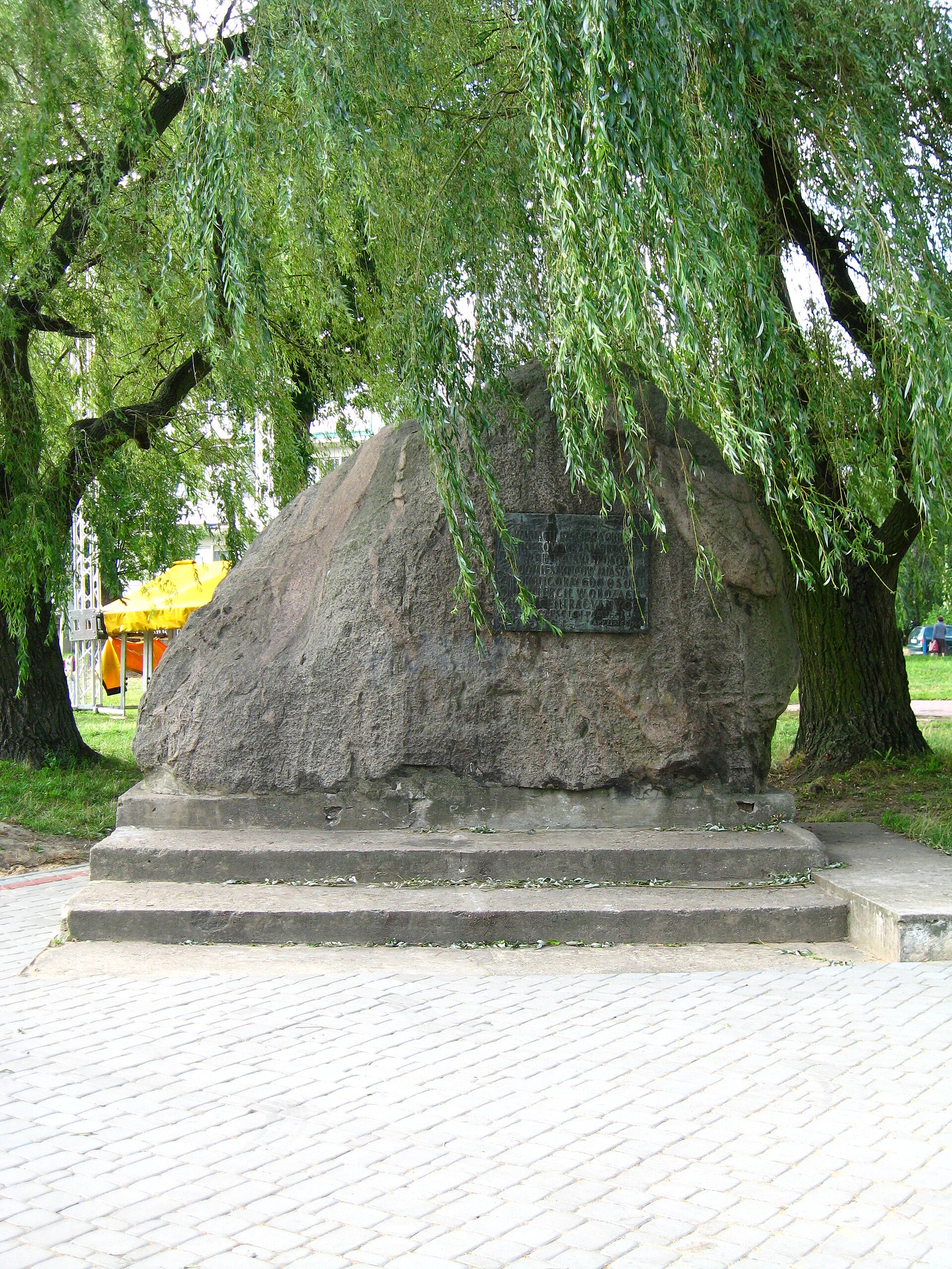 Pomnik Niepodległości w Łapach