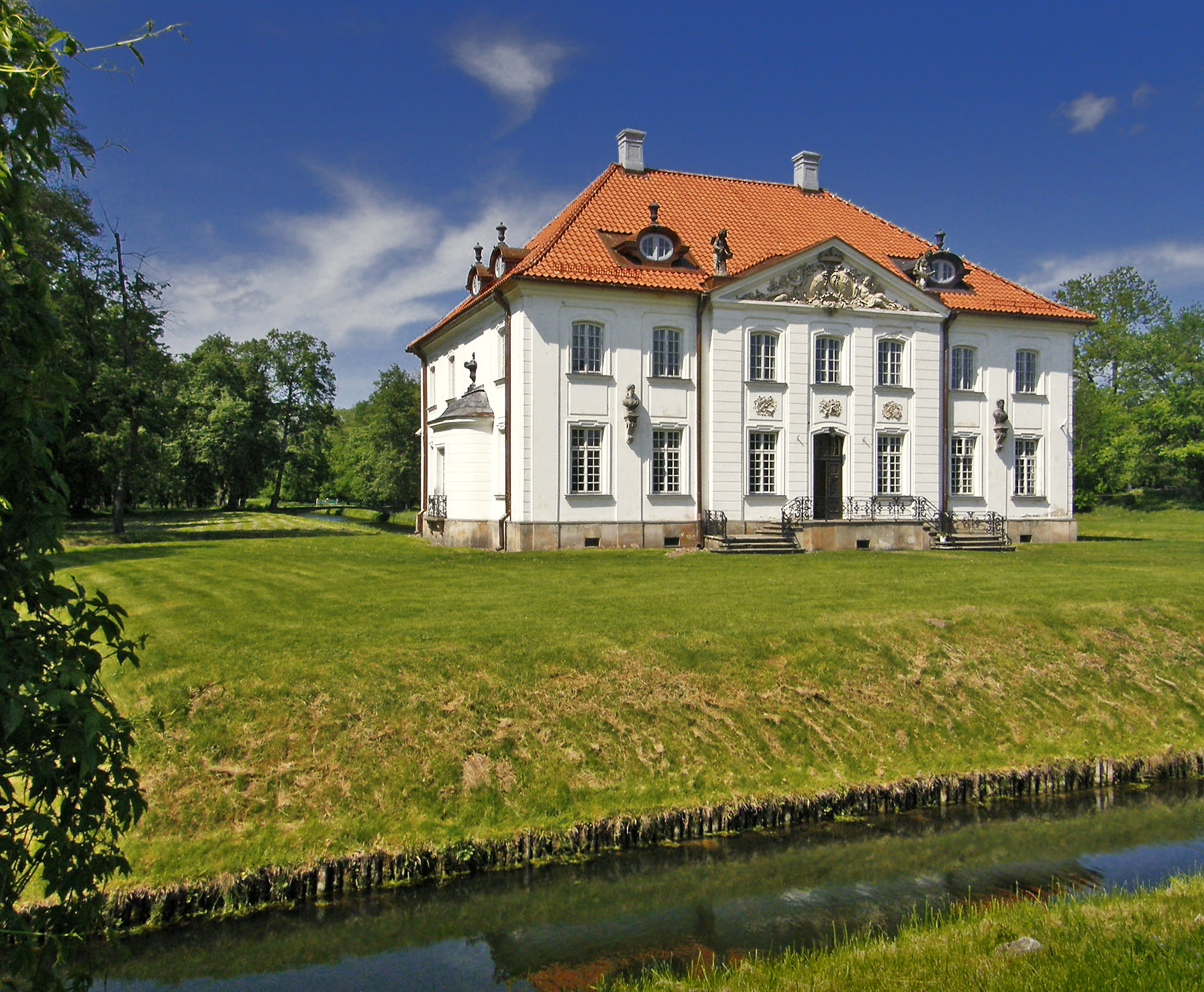 Zespół pałacowo-parkowy Branickich w Choroszczy – Muzeum Wnętrz Pałacowych